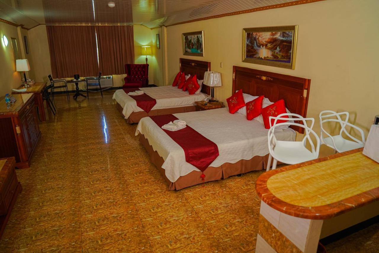 Metro Hotel Couva Extérieur photo