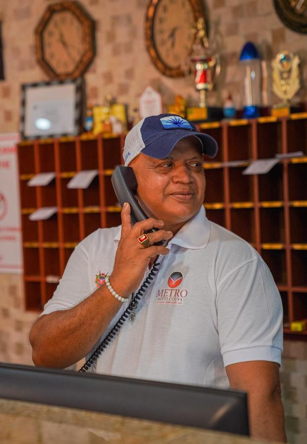 Metro Hotel Couva Extérieur photo